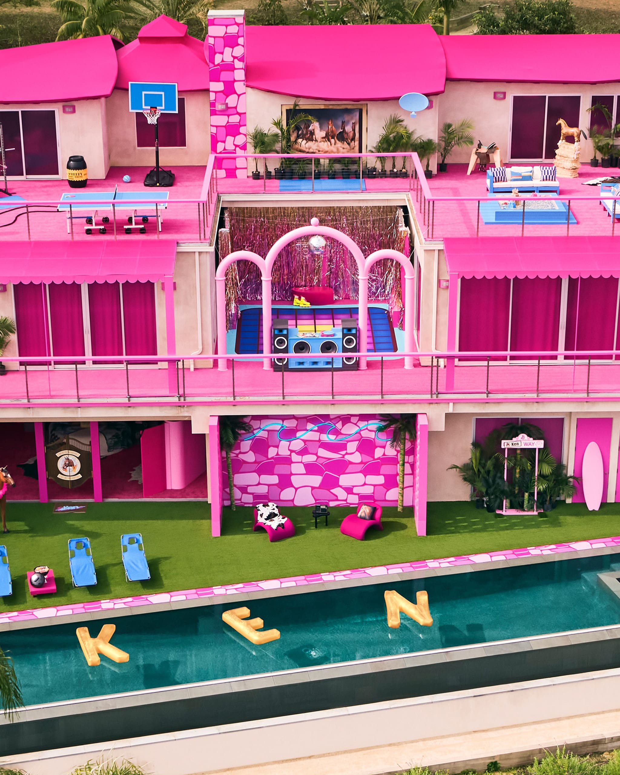 Barbie House Airbnb