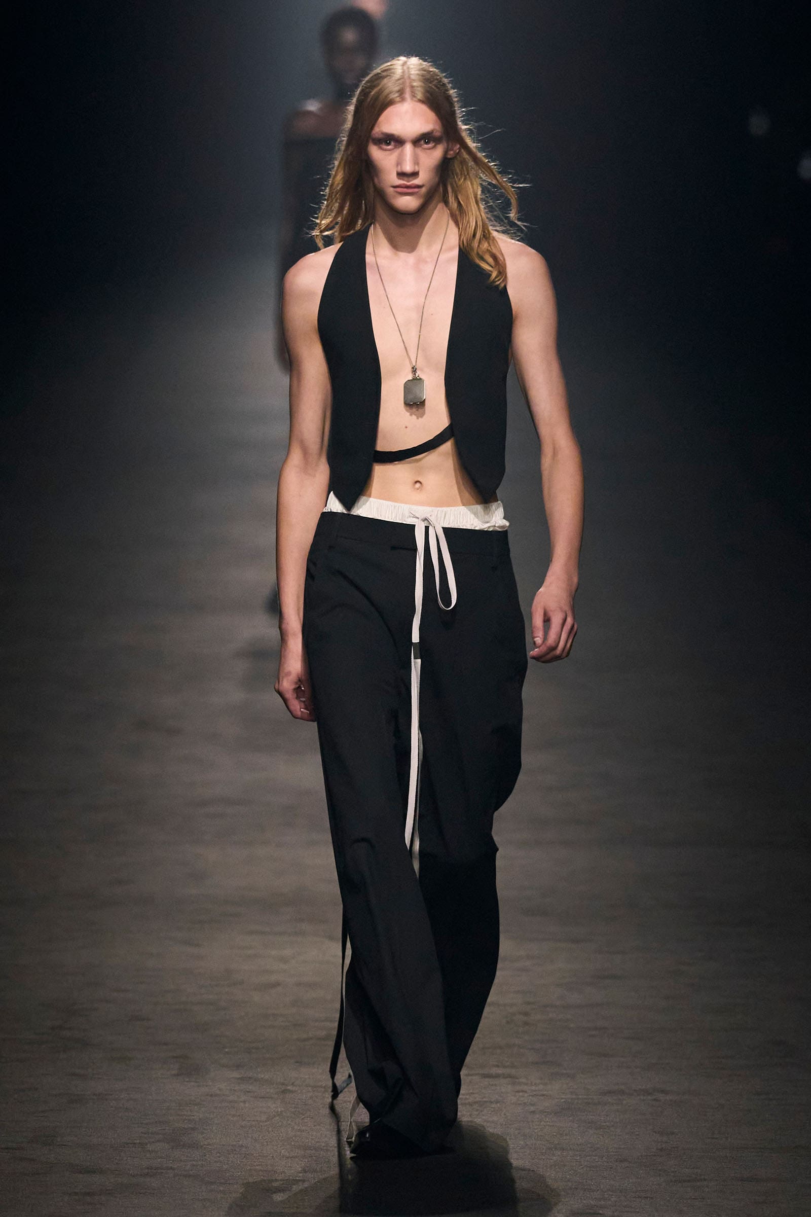 Stefano Gallici Makes Debut at Ann Demeulemeester for Spring 2024 -  Fashionista