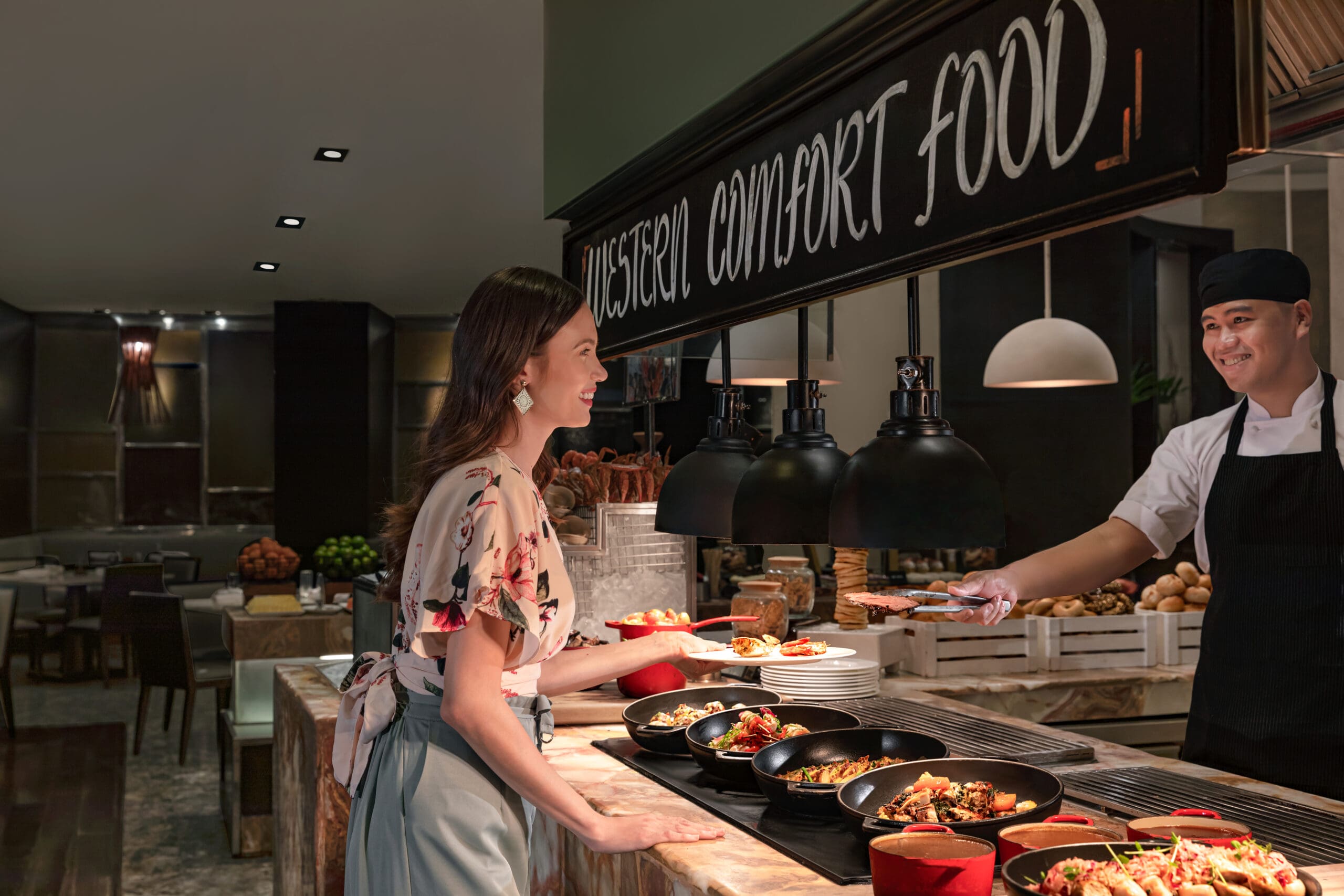 mh_mnlap_mum_at_buffet | vogue philippines