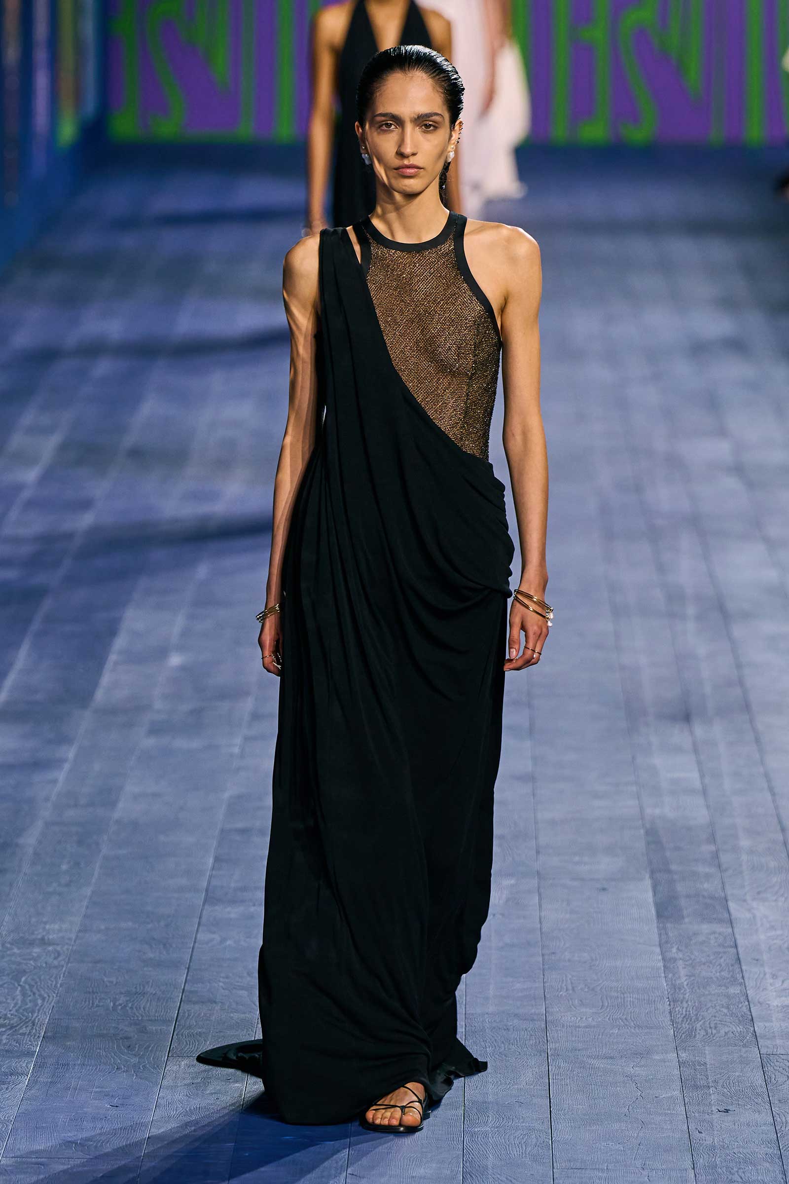 00004-christian-dior-fall-2024-couture-credit-gorunway