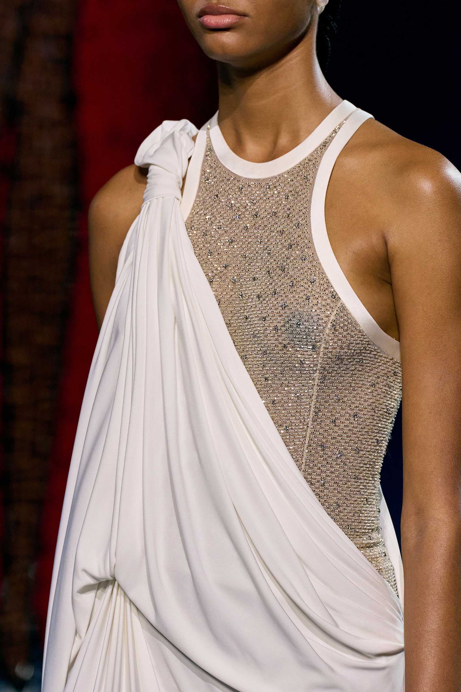 00016-christian-dior-fall-2024-couture-details-credit-gorunway