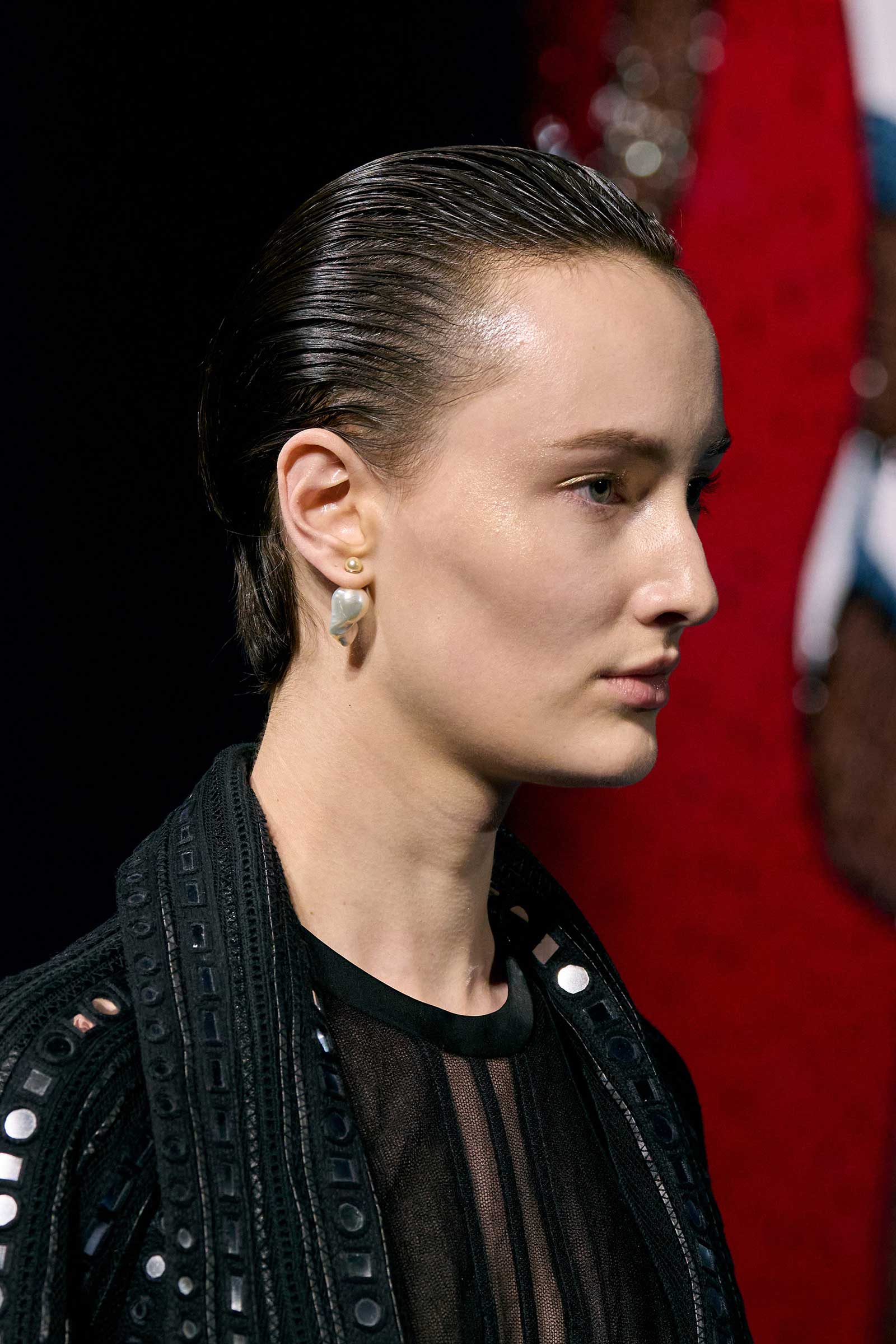 00024-christian-dior-fall-2024-couture-details-credit-gorunway
