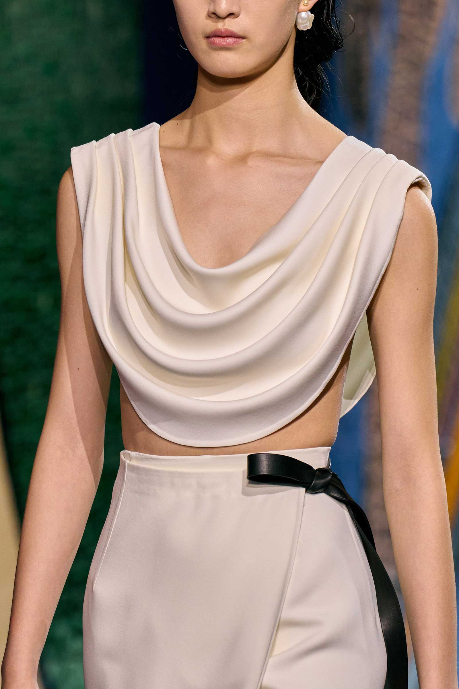 00045-christian-dior-fall-2024-couture-details-credit-gorunway