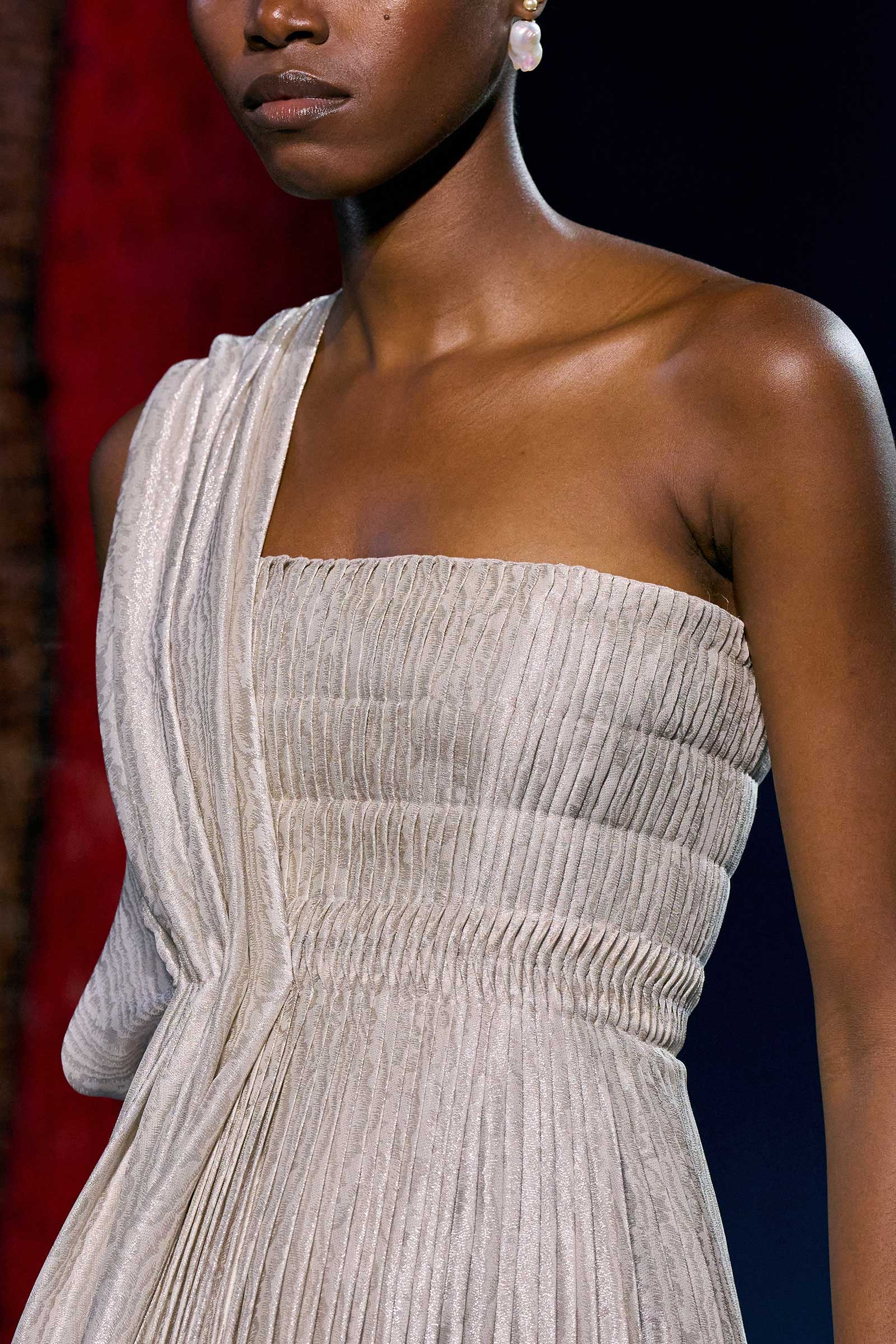 00073-christian-dior-fall-2024-couture-details-credit-gorunway