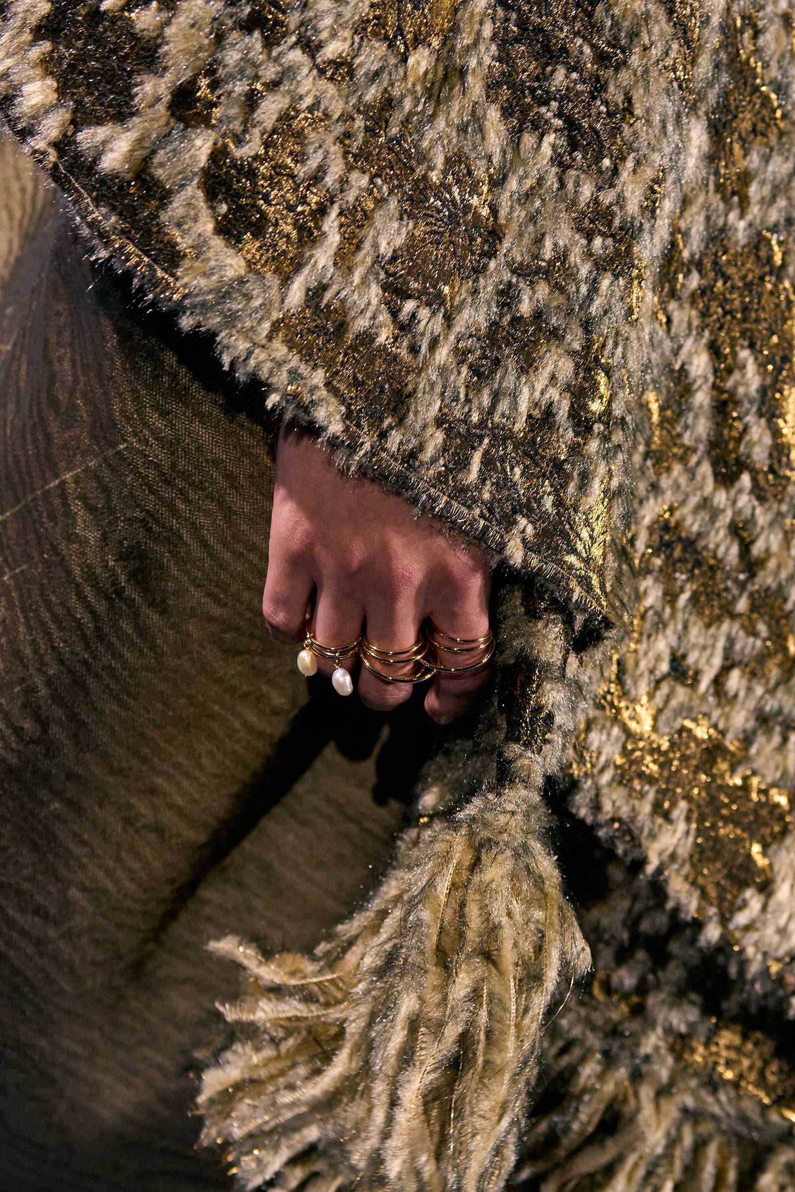 00082-christian-dior-fall-2024-couture-details-credit-gorunway