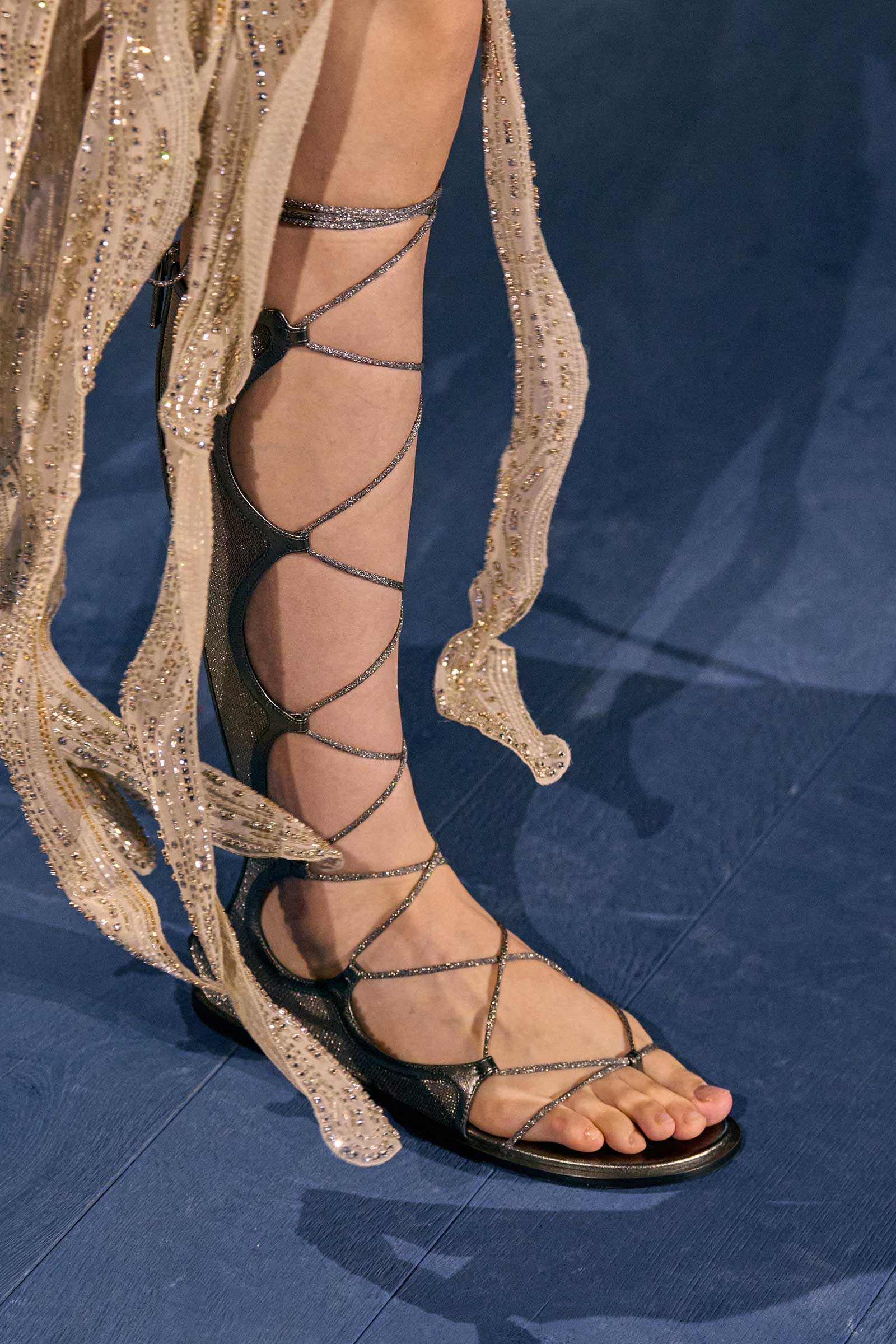 00120-christian-dior-fall-2024-couture-details-credit-gorunway