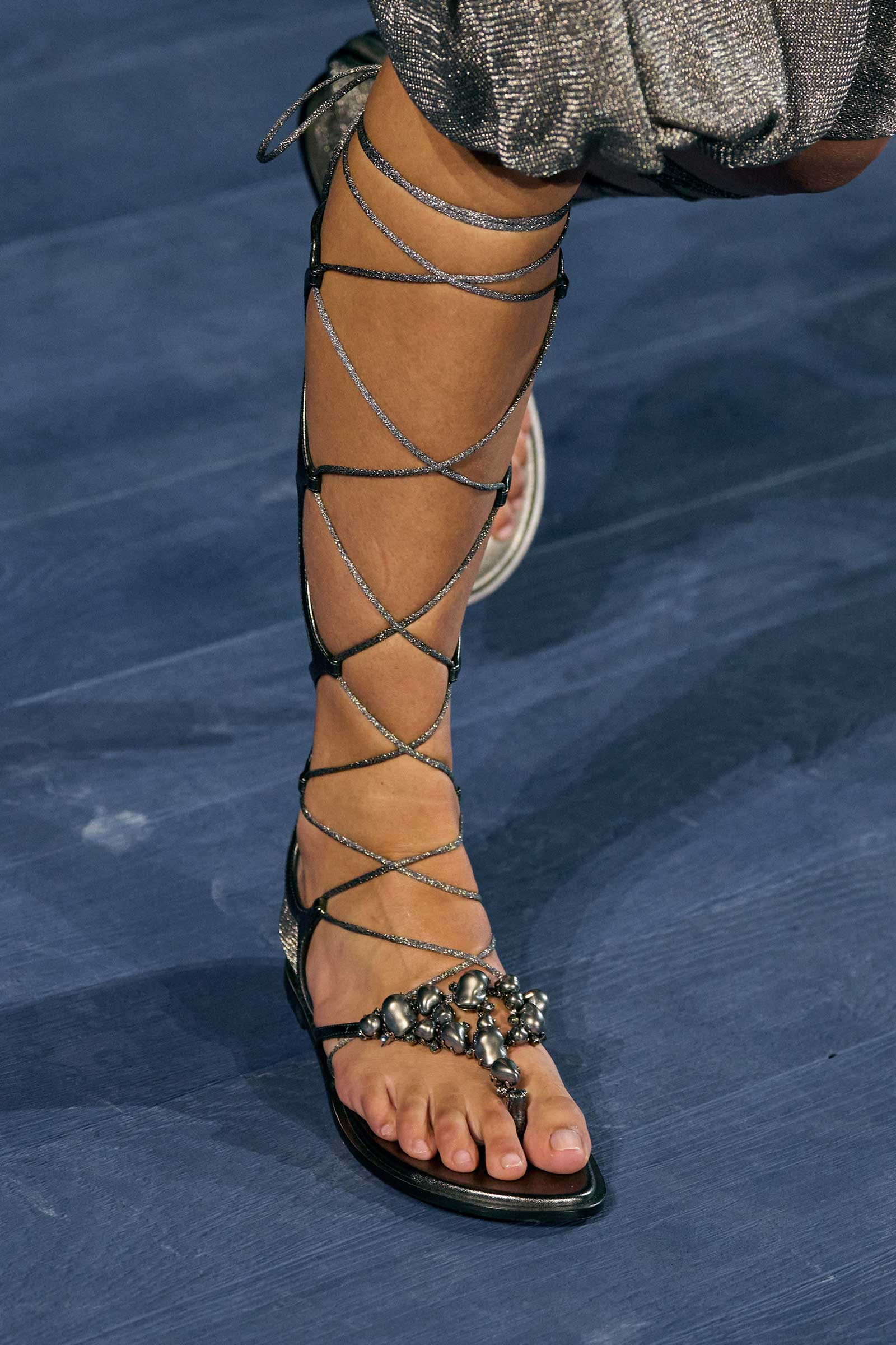 00135-christian-dior-fall-2024-couture-details-credit-gorunway