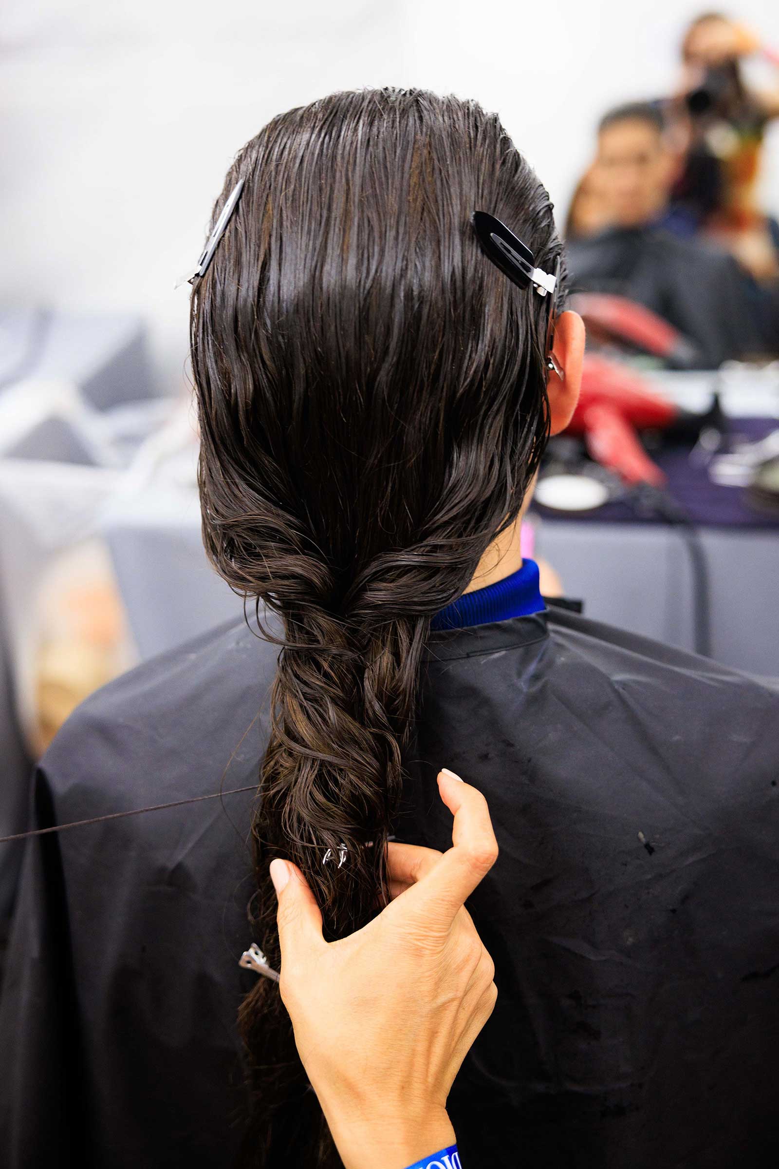 Dior_Couture_FW24_Backstage_AcielleStyleDuMonde-003RZ