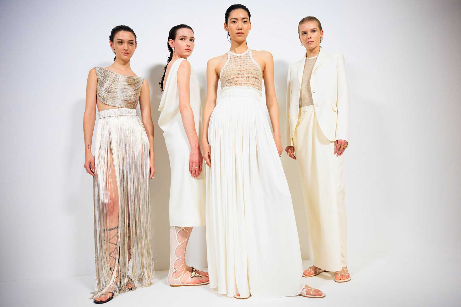 Dior_Couture_FW24_Backstage_AcielleStyleDuMonde-005RZ