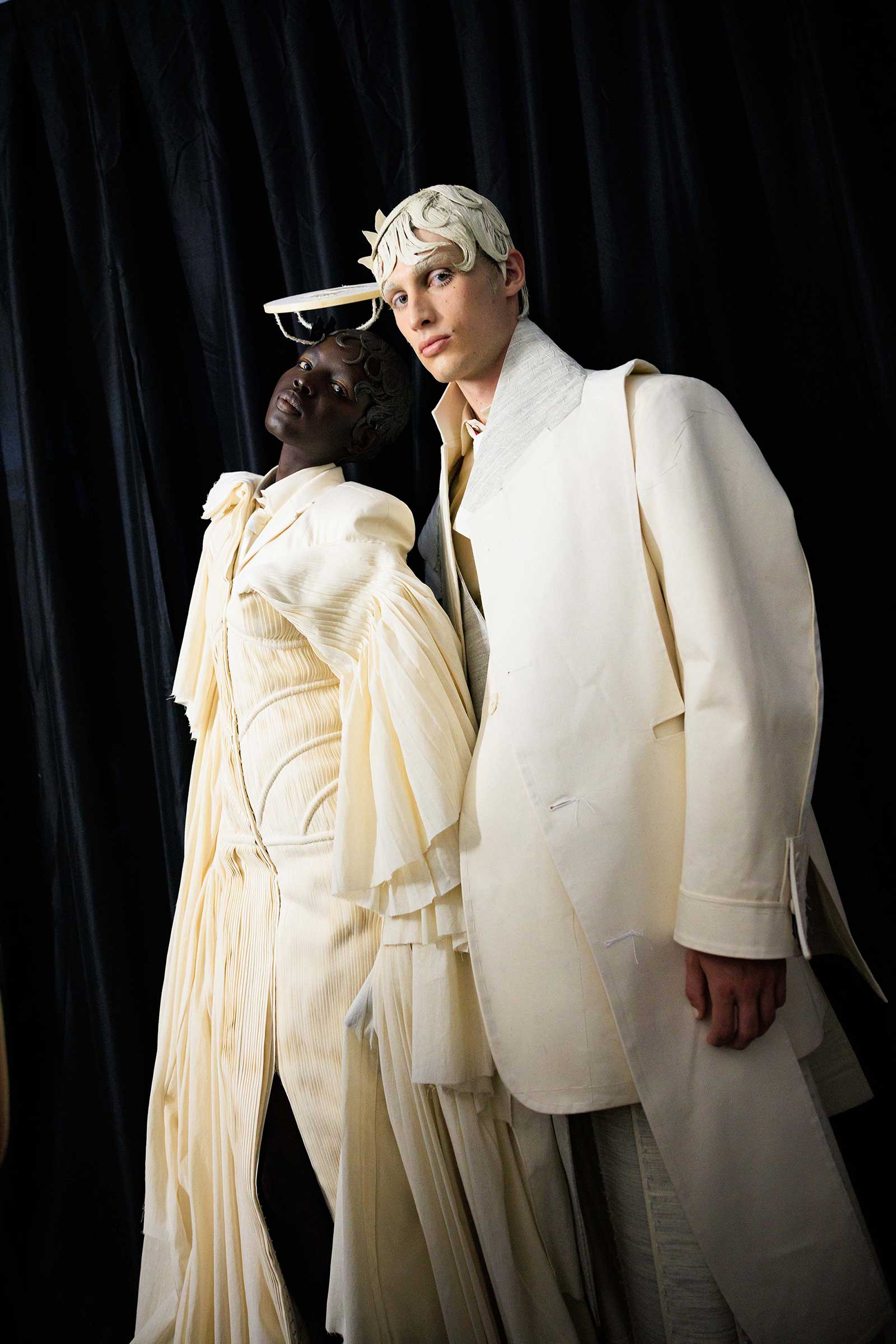ThomBrowne_Couture_FW24_Backstage_AcielleStyleDuMonde-012RZ