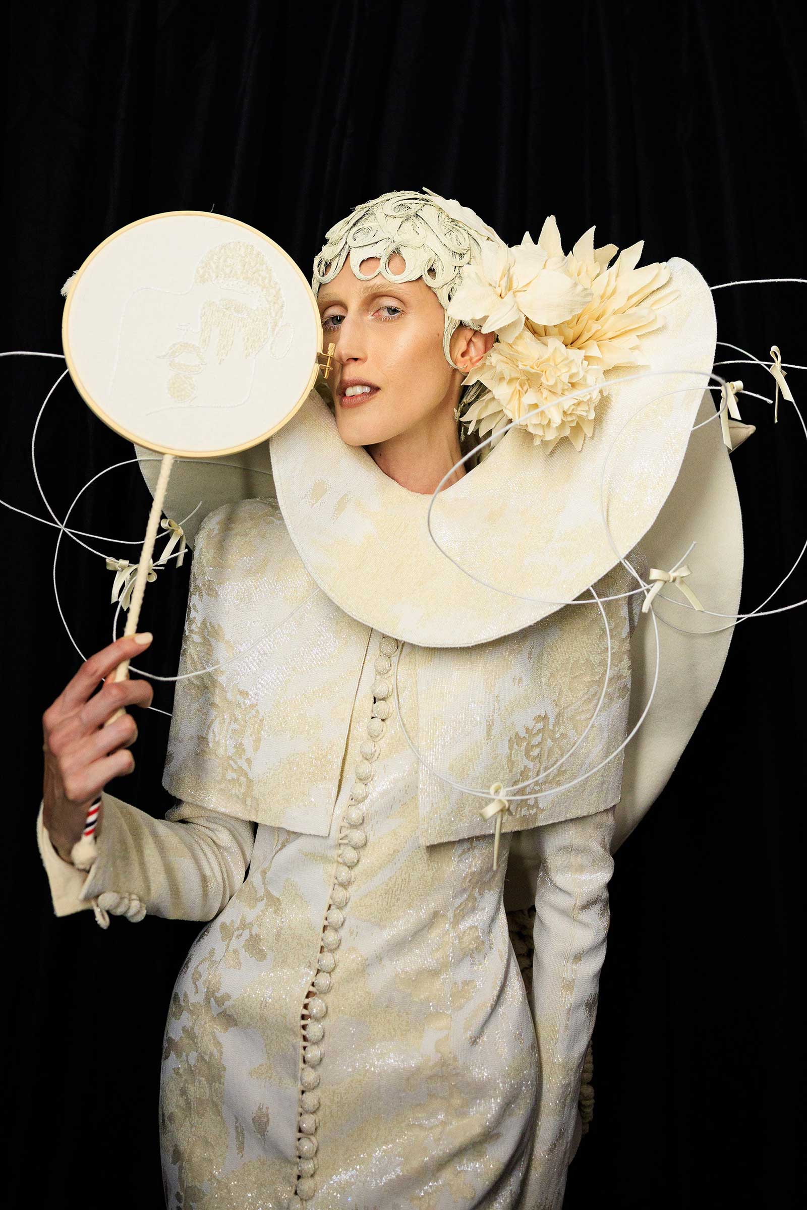 ThomBrowne_Couture_FW24_Backstage_AcielleStyleDuMonde-020RZ