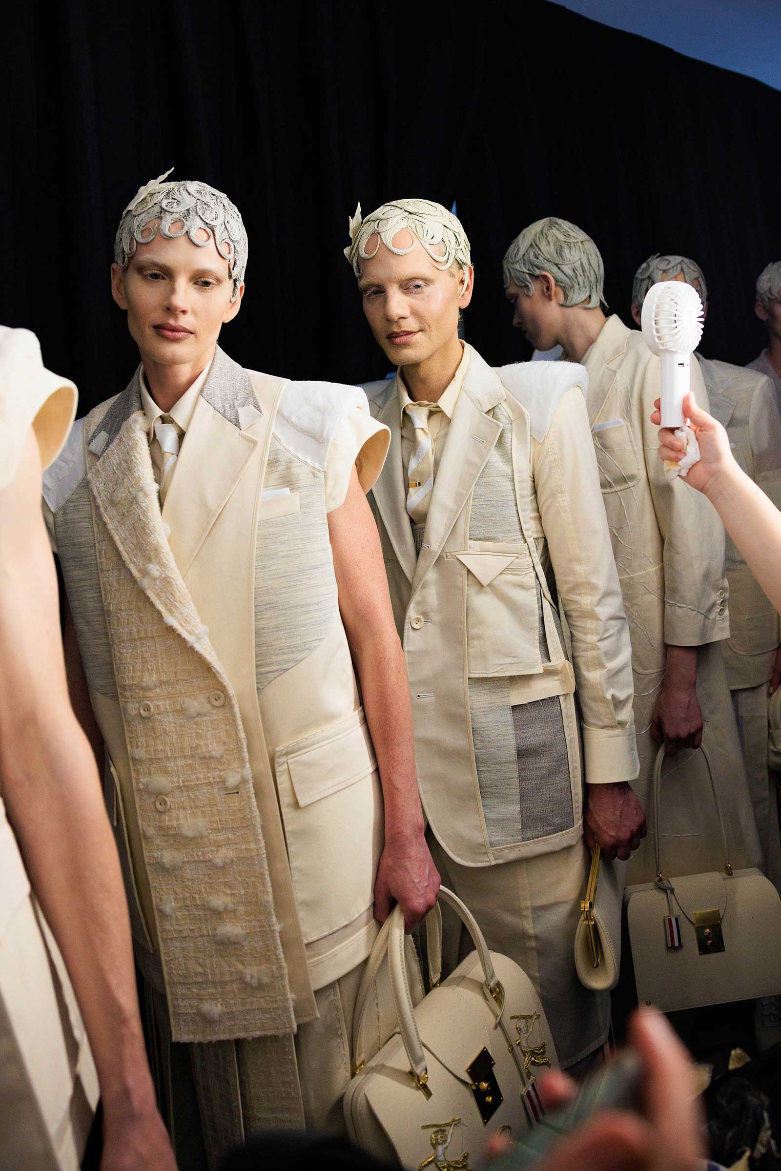 ThomBrowne_Couture_FW24_Backstage_AcielleStyleDuMonde-021RZ
