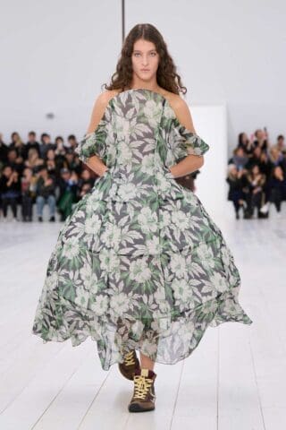 Loewe Spring 2025 Ready-to-Wear | Runway