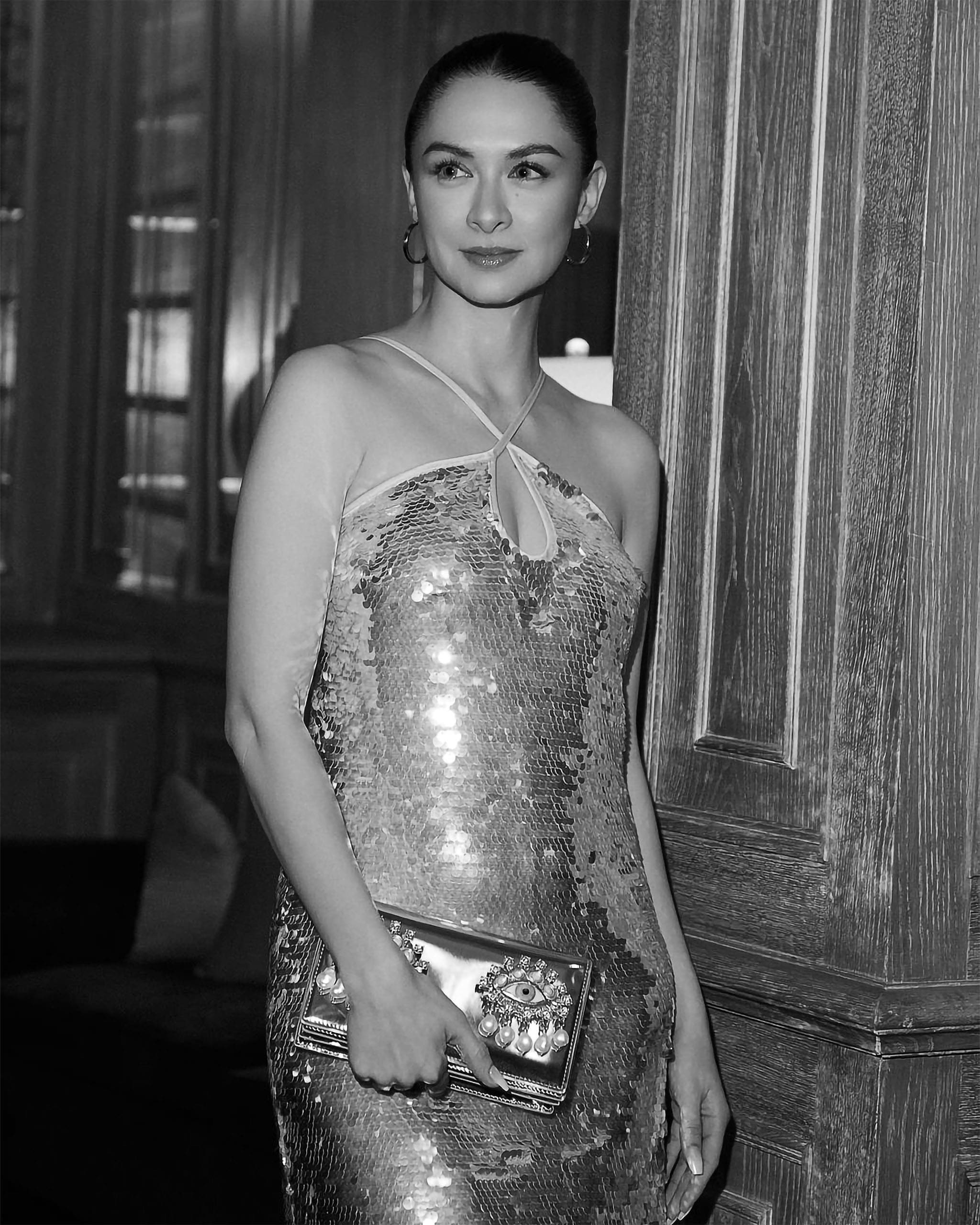 Marian Rivera poses for a photo in a sequin dress at Milan Fashion Week