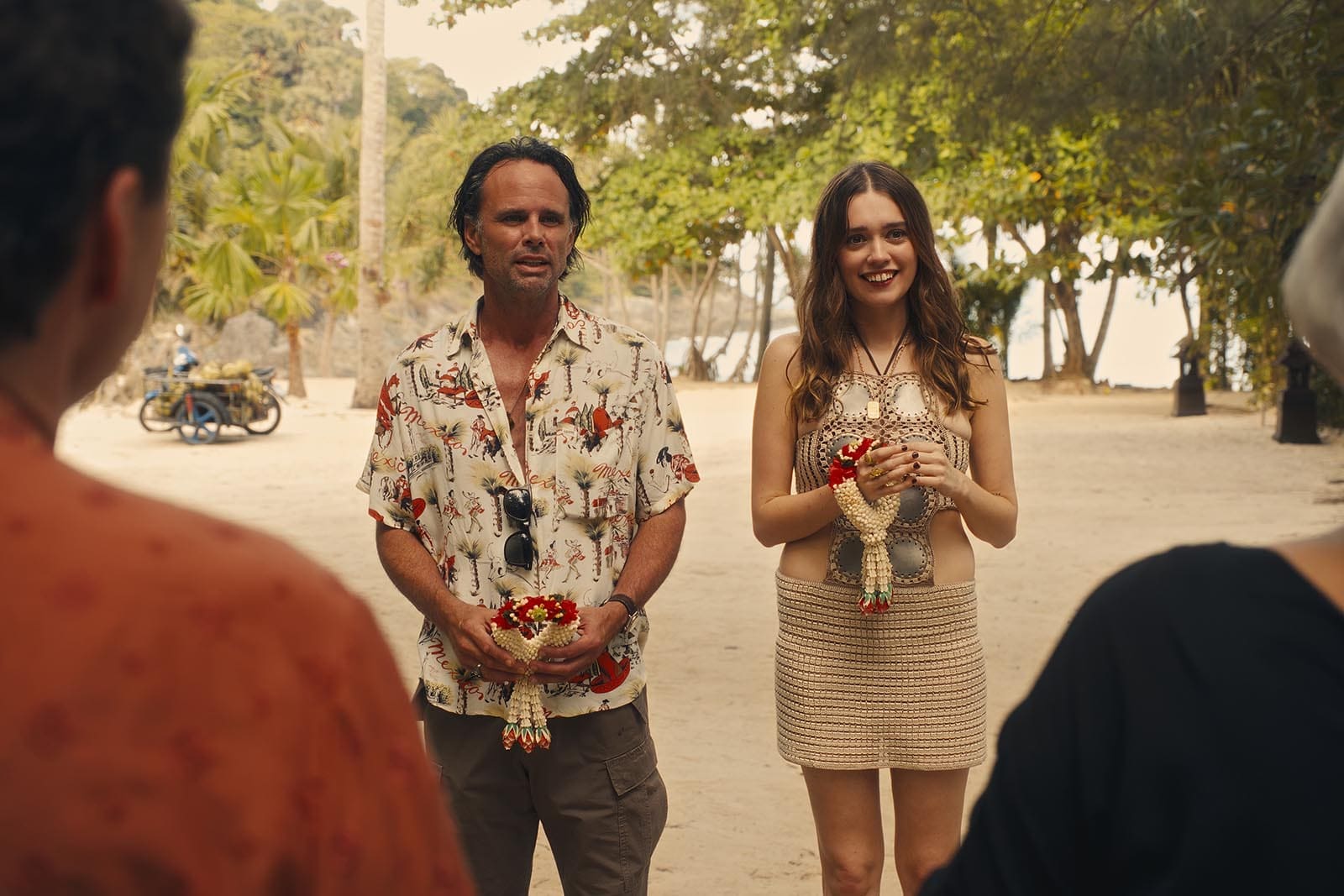 the white lotus season 3 aimee lou wood and walton gaggins