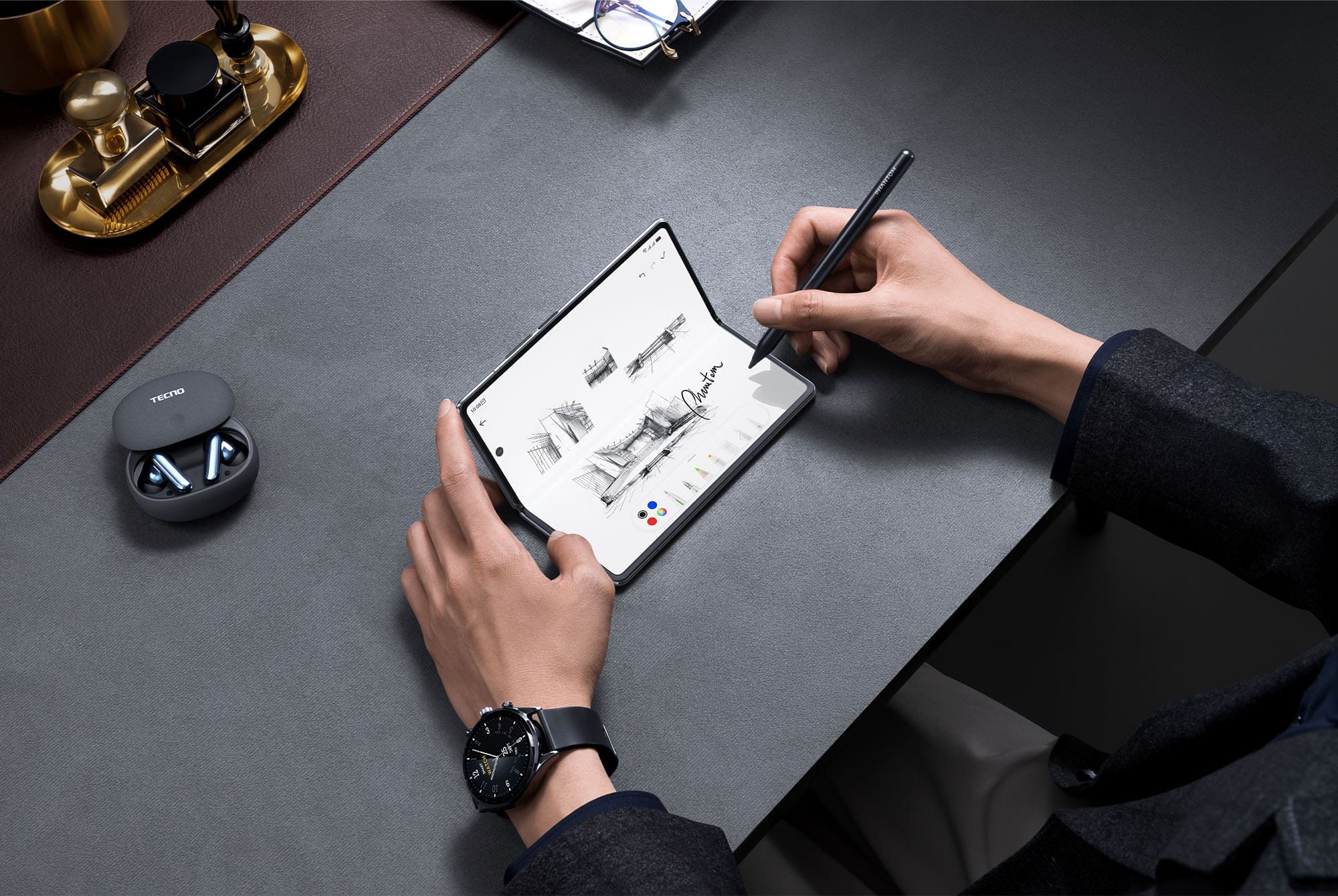 tecnos phantom v fold 2 5g_3 | vogue philippines
