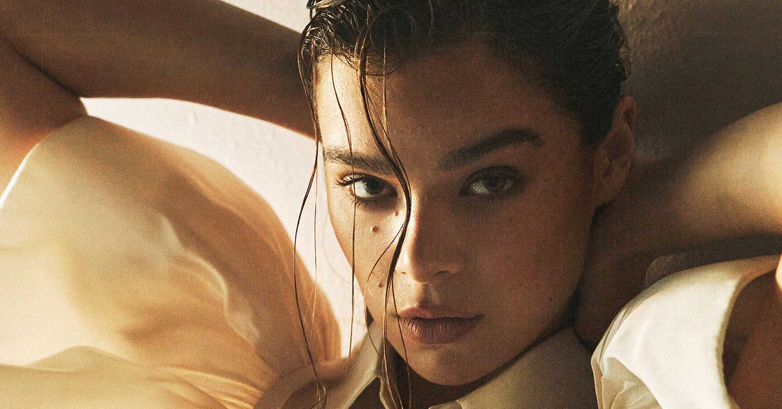 Hailee Steinfeld Vogue Philippines February 2025