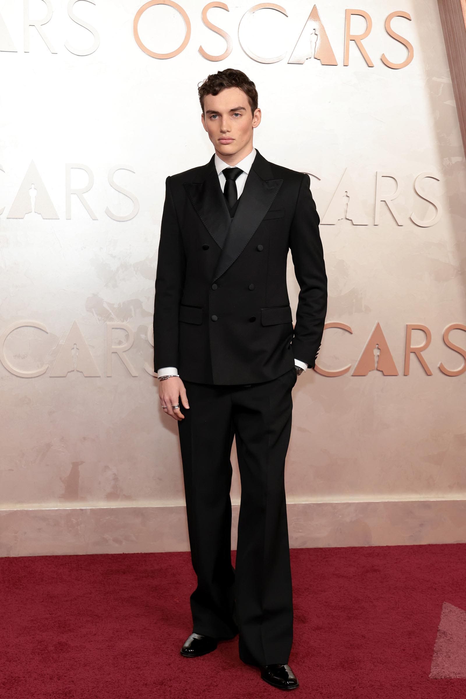 The 2025 Oscars Red Carpet Is Live! See Every Outfit & Fashion Moment